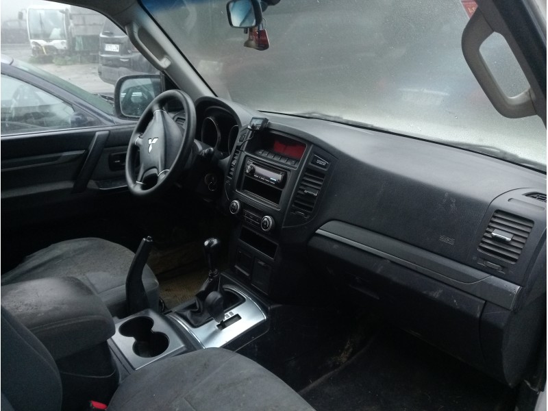 mitsubishi montero iv (v8_w, v9_w) del año 2011