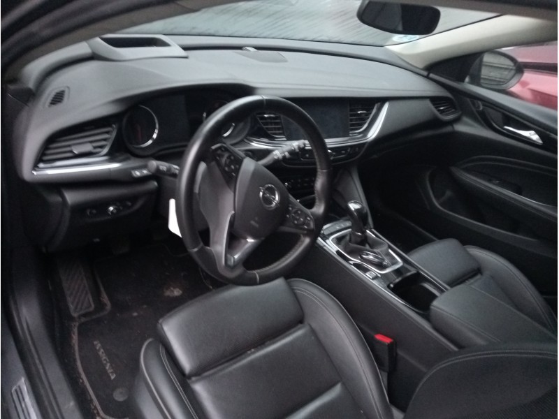 opel insignia b sports tourer (z18) del año 2018