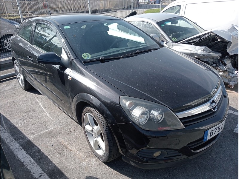 opel astra h gtc (a04) del año 2006