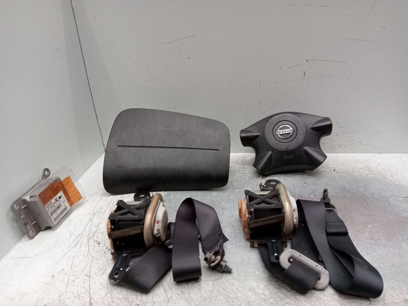 Recambio de kit airbag para nissan almera ii (n16) 1.5 referencia OEM IAM 98820bn91a 0285001638 