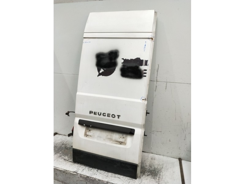 Recambio de puerta trasera izquierda para peugeot boxer furgoneta 2.2 hdi 120 referencia OEM IAM  ver fotos 5P