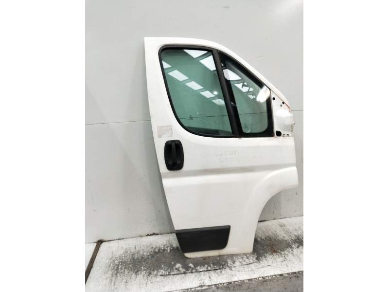 Recambio de puerta delantera derecha para peugeot boxer furgoneta 2.2 hdi 120 referencia OEM IAM   5P