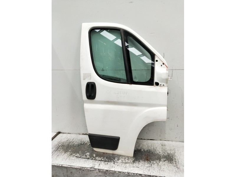 Recambio de puerta delantera derecha para peugeot boxer furgoneta 2.2 hdi 120 referencia OEM IAM   5P