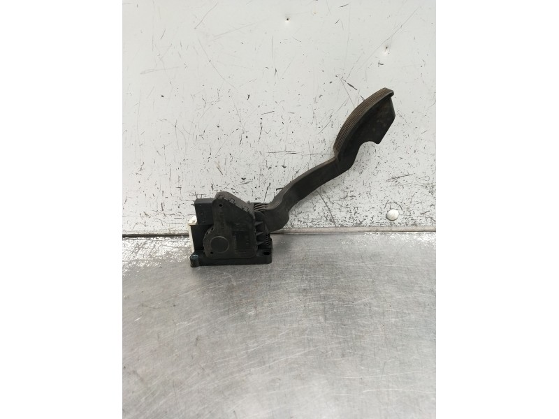 Recambio de potenciometro pedal para opel corsa d furgoneta/hatchback (s07) 1.3 cdti (l08) referencia OEM IAM 13305804  