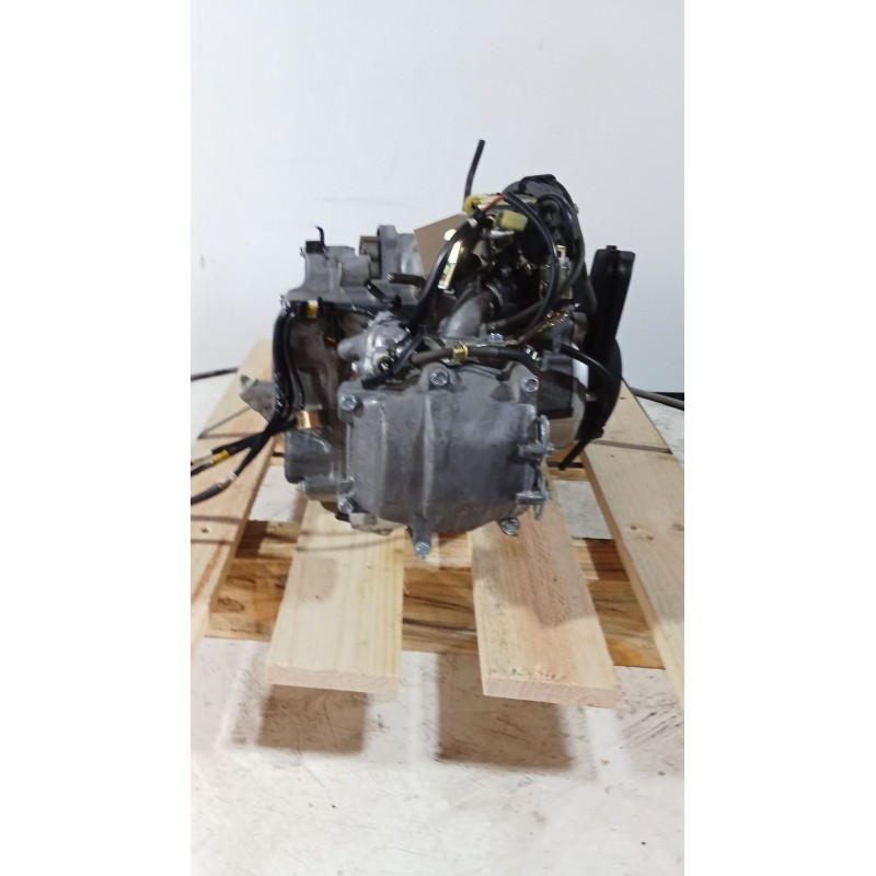 Recambio de motor completo para honda fes fes 250 foresight 2t (mf04) referencia OEM IAM ME04E  5011568