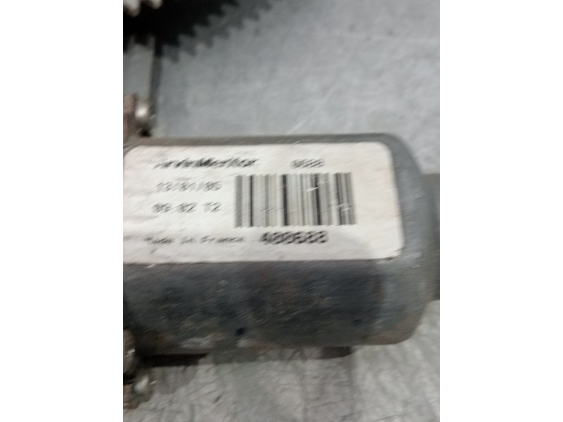 Recambio de elevalunas trasero derecho para nissan almera ii (n16) 1.5 referencia OEM IAM   