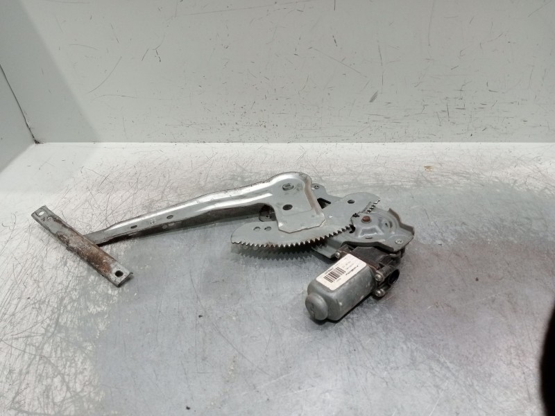 Recambio de elevalunas trasero izquierdo para nissan almera ii (n16) 1.5 referencia OEM IAM   