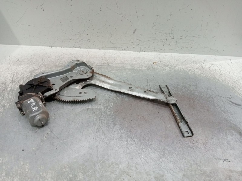 Recambio de elevalunas trasero izquierdo para nissan almera ii (n16) 1.5 referencia OEM IAM   