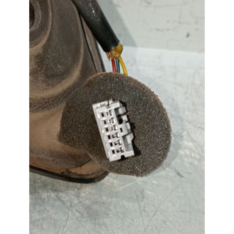 Recambio de retrovisor izquierdo para nissan almera ii (n16) 1.5 referencia OEM IAM electrico 1 enchufe 3 cables 