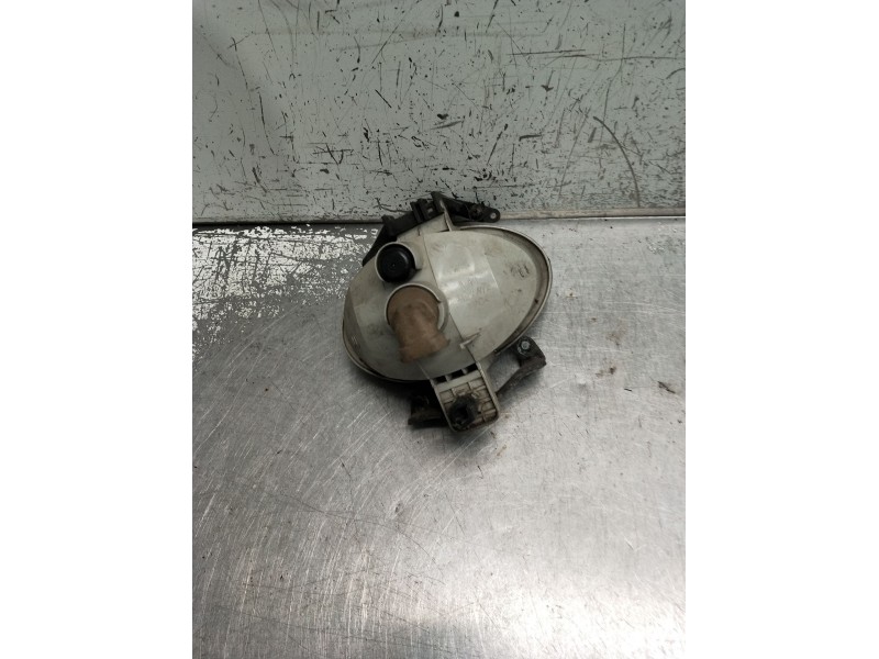 Recambio de faro antiniebla izquierdo para hyundai santa fé ii (cm) 2.2 crdi gls referencia OEM IAM   