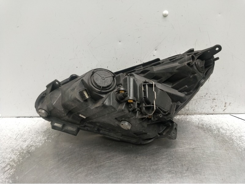 Recambio de faro derecho para opel corsa d furgoneta/hatchback (s07) 1.3 cdti (l08) referencia OEM IAM 13392706 90020216 