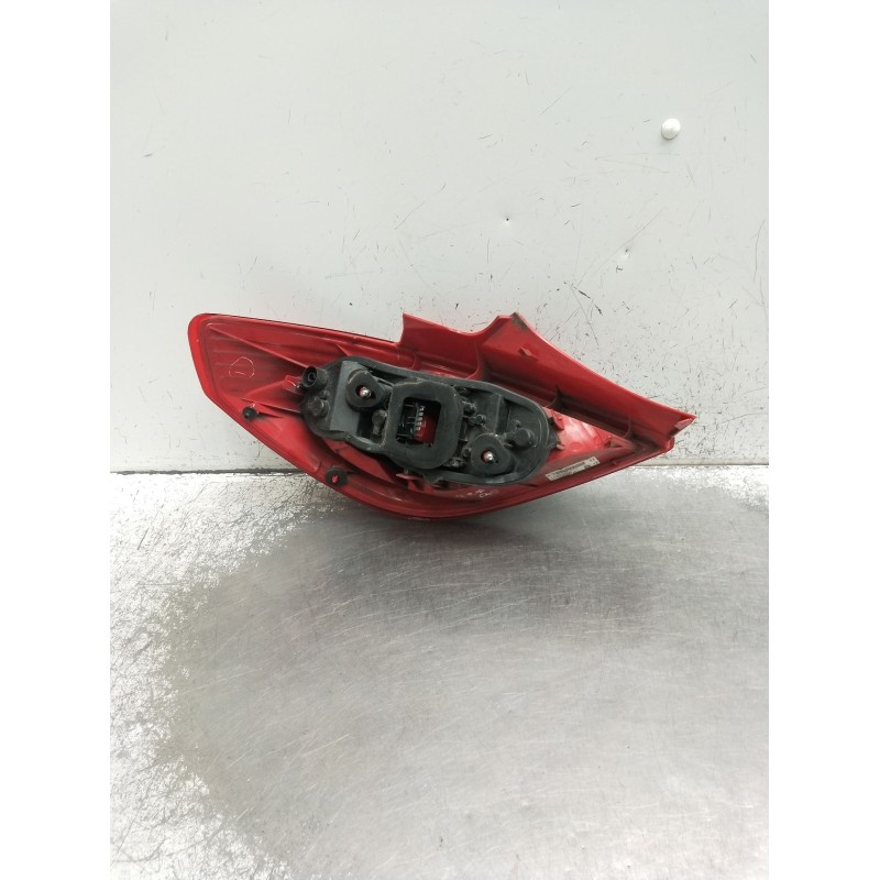 Recambio de piloto trasero derecho para opel corsa d furgoneta/hatchback (s07) 1.3 cdti (l08) referencia OEM IAM 13186351 890389