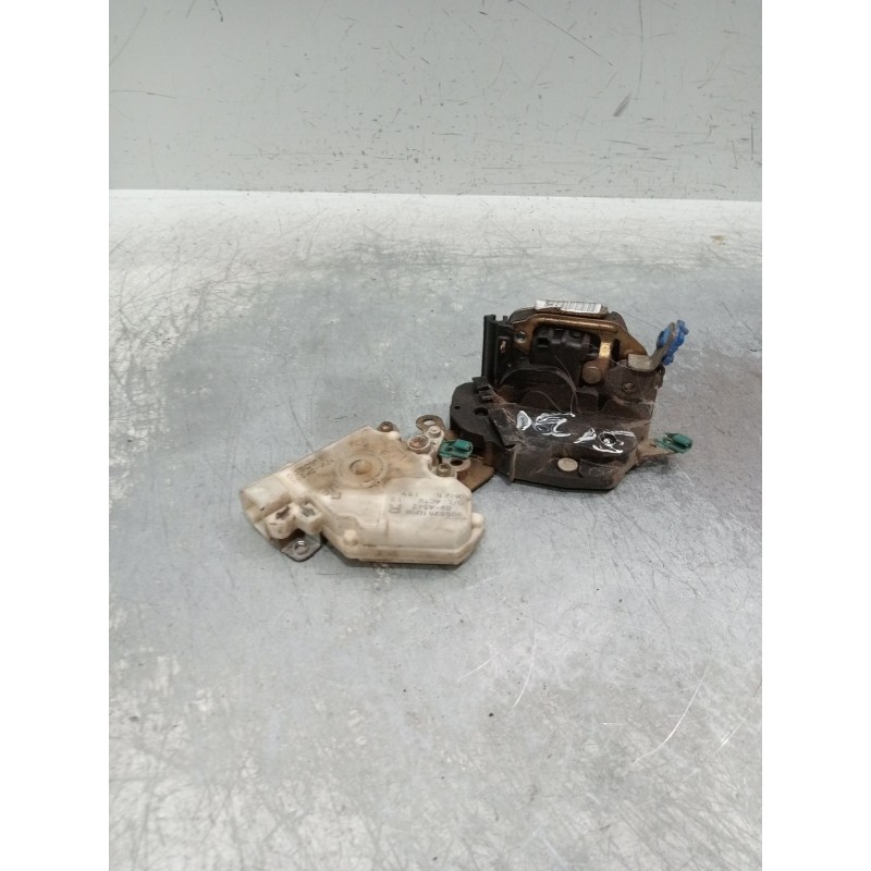 Recambio de motor cierre centralizado delantero derecho para nissan almera ii (n16) 1.5 referencia OEM IAM 8055261U66  