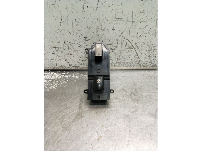Recambio de mando elevalunas delantero derecho para hyundai santa fé ii (cm) 2.2 crdi gls referencia OEM IAM 371510  5P