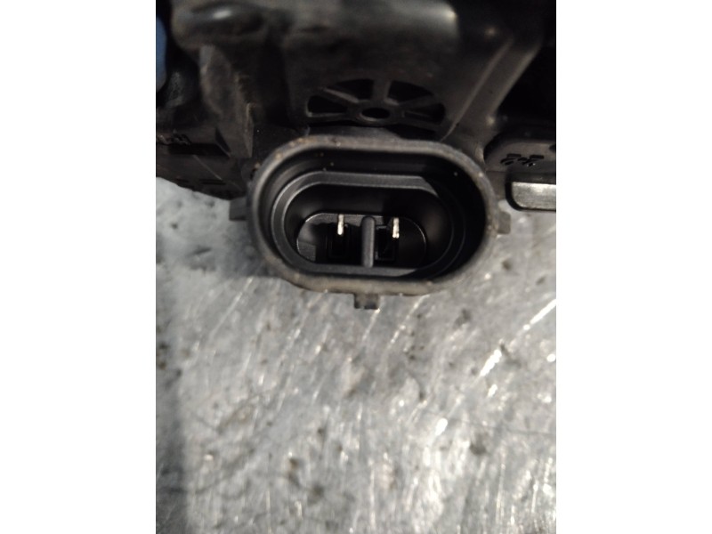 Recambio de faro antiniebla derecho para peugeot partner kombi active referencia OEM IAM 89211690  