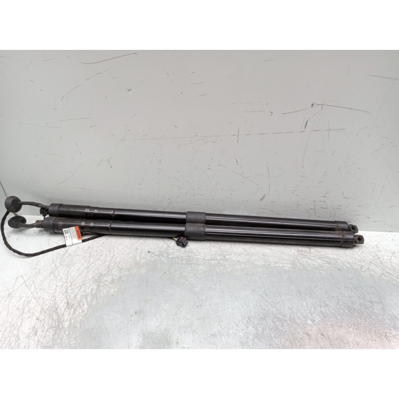 Recambio de amortiguadores maletero / porton para volvo v60 ii (225) d3 referencia OEM IAM 23102019 electrico 