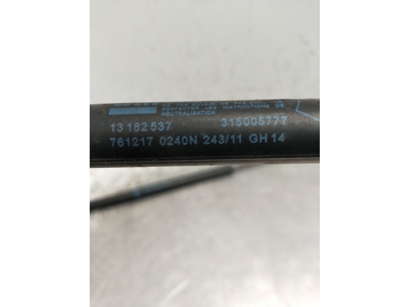 Recambio de amortiguadores maletero / porton para opel corsa d furgoneta/hatchback (s07) 1.3 cdti (l08) referencia OEM IAM 13182