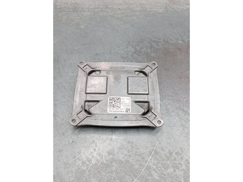 Recambio de centralita faros xenon para opel zafira (c) 1.6 16v cdti dpf referencia OEM IAM 39050534 Derecho 147000015500