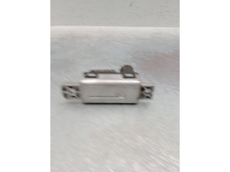 Recambio de caja precalentamiento para volvo v60 ii (225) d3 referencia OEM IAM 0281003154  