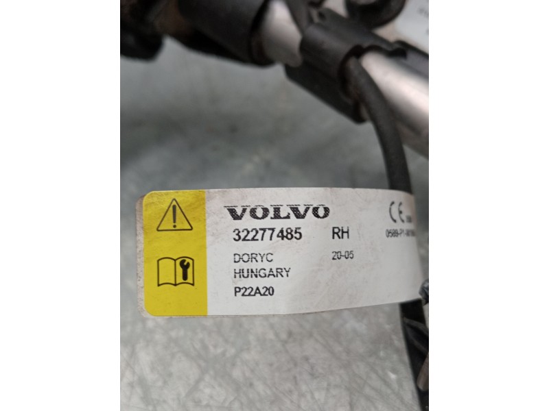 Recambio de airbag delantero derecho para volvo v60 ii (225) d3 referencia OEM IAM 32277485 airbag capo 