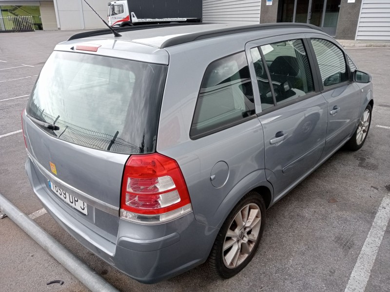 opel zafira / zafira family b (a05) del año 2005