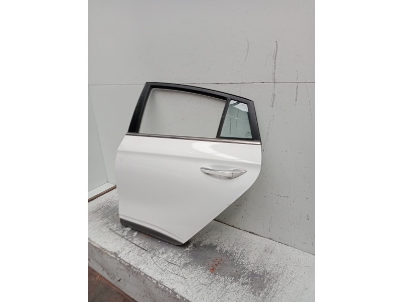 Recambio de puerta trasera izquierda para hyundai ioniq (ae) 1.6 gdi hybrid referencia OEM IAM  5P 
