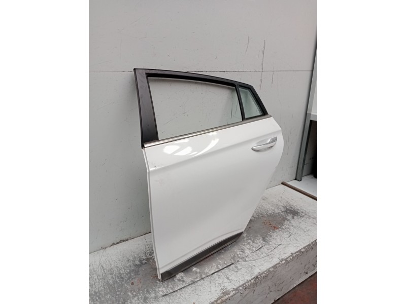 Recambio de puerta trasera izquierda para hyundai ioniq (ae) 1.6 gdi hybrid referencia OEM IAM  5P 