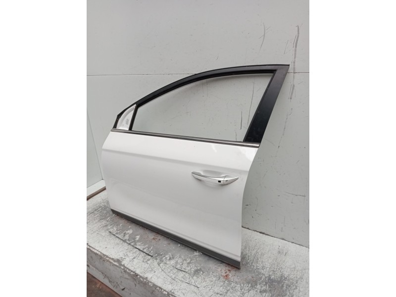 Recambio de puerta delantera izquierda para hyundai ioniq (ae) 1.6 gdi hybrid referencia OEM IAM  5P 