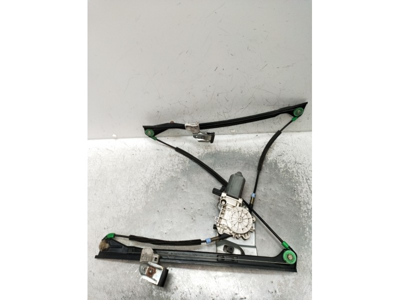 Recambio de elevalunas delantero derecho para volkswagen polo iii (6n1) 60 1.4 referencia OEM IAM 6N4959801 5P 