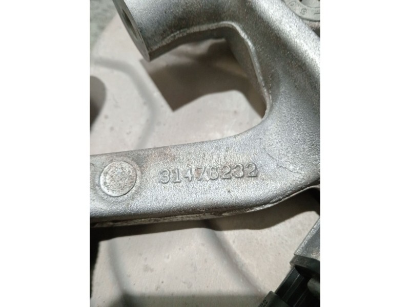 Recambio de mangueta trasera derecha para volvo v60 ii (225) d3 referencia OEM IAM 31476232  