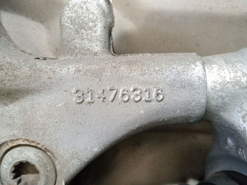 Recambio de mangueta delantera derecha para volvo v60 ii (225) d3 referencia OEM IAM 31476316  