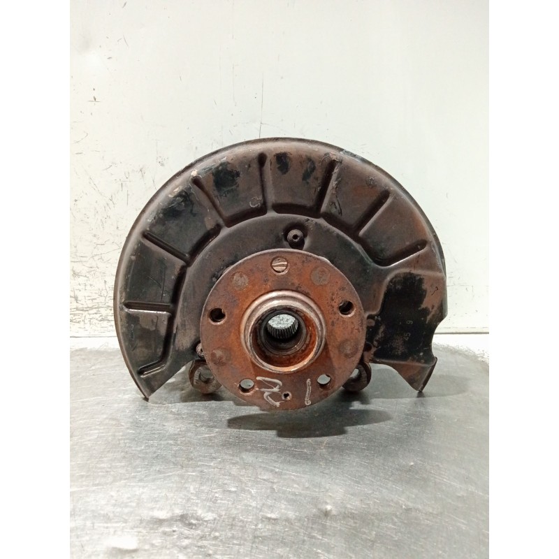 Recambio de mangueta delantera izquierda para volkswagen caddy iii furgoneta/monovolumen (2ka, 2kh, 2ca, 2ch) 1.9 tdi referencia