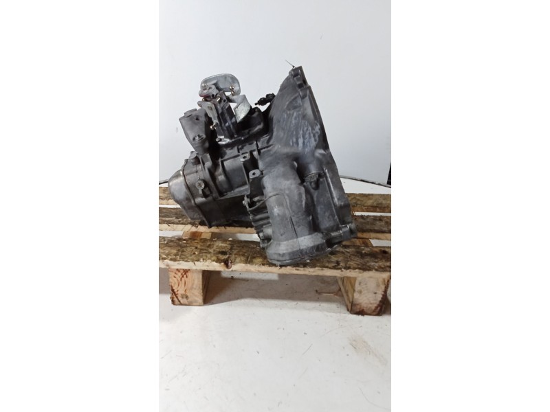 Recambio de caja cambios para opel zafira / zafira family b (a05) 1.6 (m75) referencia OEM IAM F17C419 5V A16212