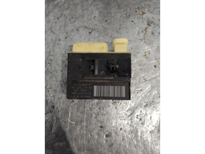 Recambio de caja precalentamiento para peugeot partner kombi active referencia OEM IAM 9652021180  