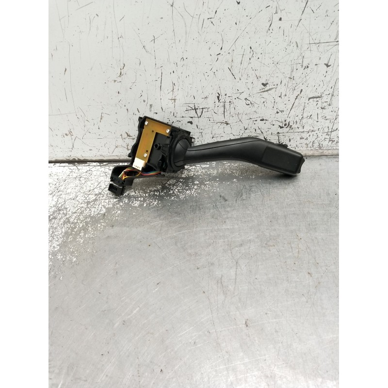 Recambio de mando luces para volkswagen caddy iii furgoneta/monovolumen (2ka, 2kh, 2ca, 2ch) 1.9 tdi referencia OEM IAM 1K095351