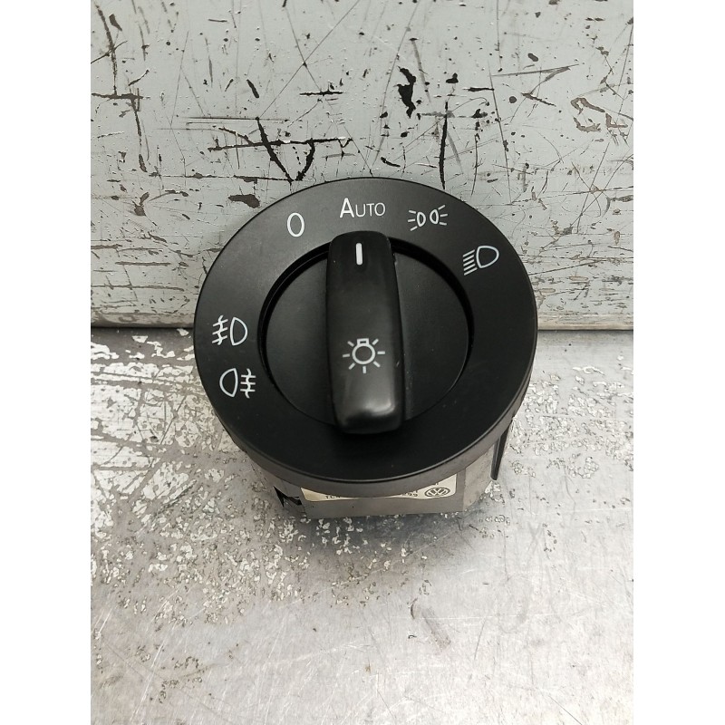 Recambio de mando luces para volkswagen caddy iii furgoneta/monovolumen (2ka, 2kh, 2ca, 2ch) 1.9 tdi referencia OEM IAM 1K094143