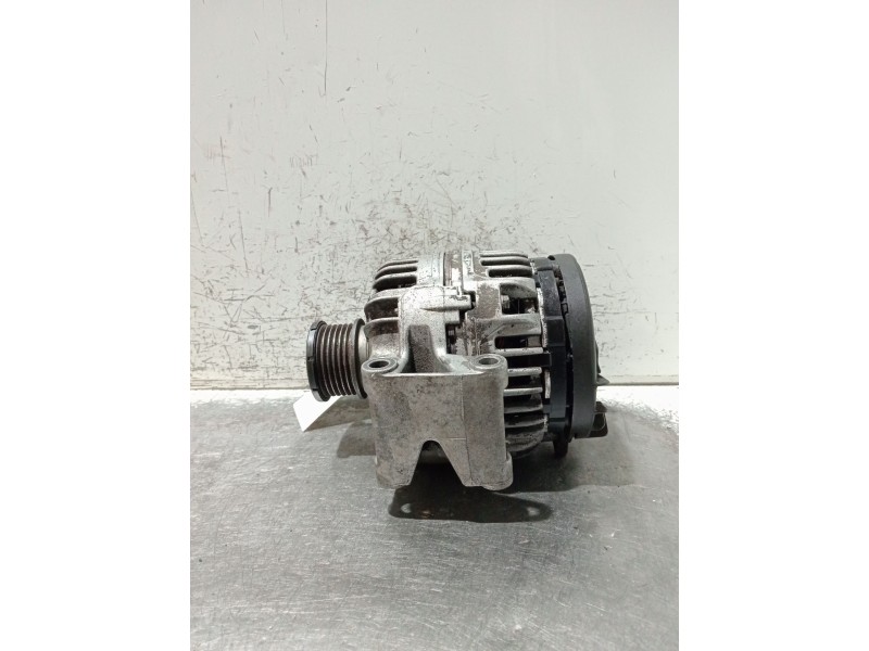 Recambio de alternador para mercedes-benz sprinter 4-t caja/chasis (b904) 413 cdi referencia OEM IAM A0121542002 0124325039 