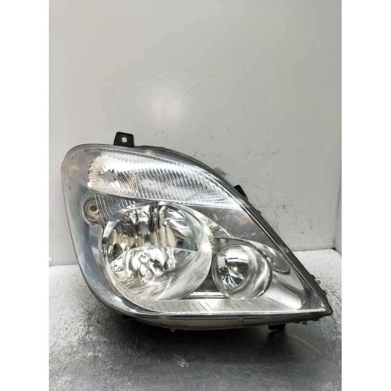 Recambio de faro derecho para mercedes-benz sprinter 3,5-t autobús (b906) 315 cdi (906.731, 906.733, 906.735) referencia OEM IAM