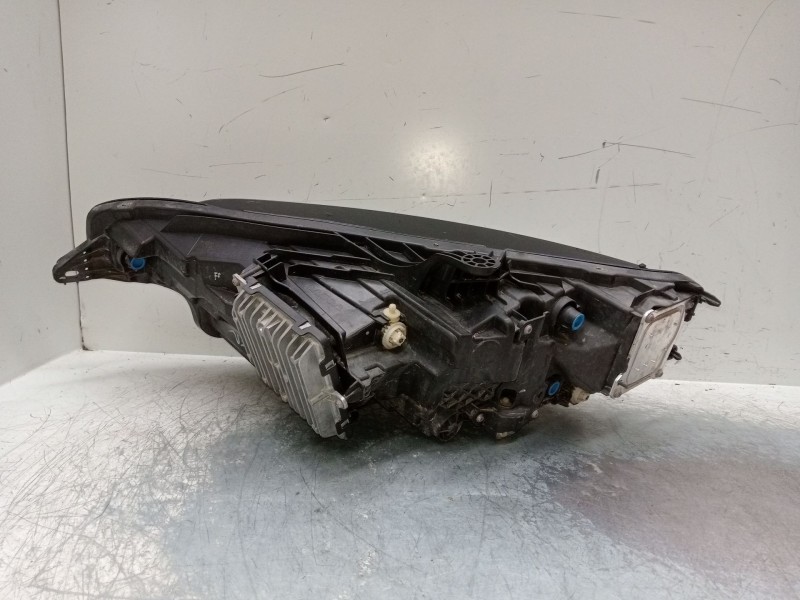 Recambio de faro derecho para volvo v60 ii (225) d3 referencia OEM IAM   