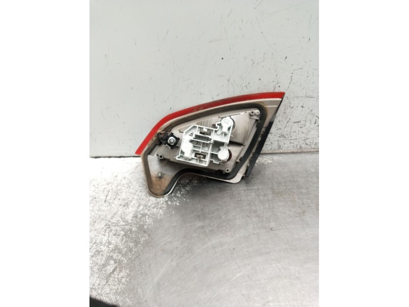 Recambio de piloto trasero izquierdo interior para ford mondeo iv (ba7) 2.0 referencia OEM IAM   