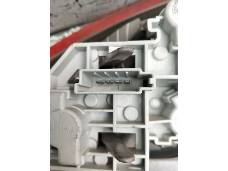 Recambio de piloto trasero izquierdo interior para ford mondeo iv (ba7) 2.0 referencia OEM IAM   