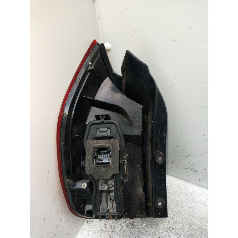 Recambio de piloto trasero derecho para renault scénic ii (jm0/1_) 1.5 dci (jm1e, jm16) referencia OEM IAM 8200474327  