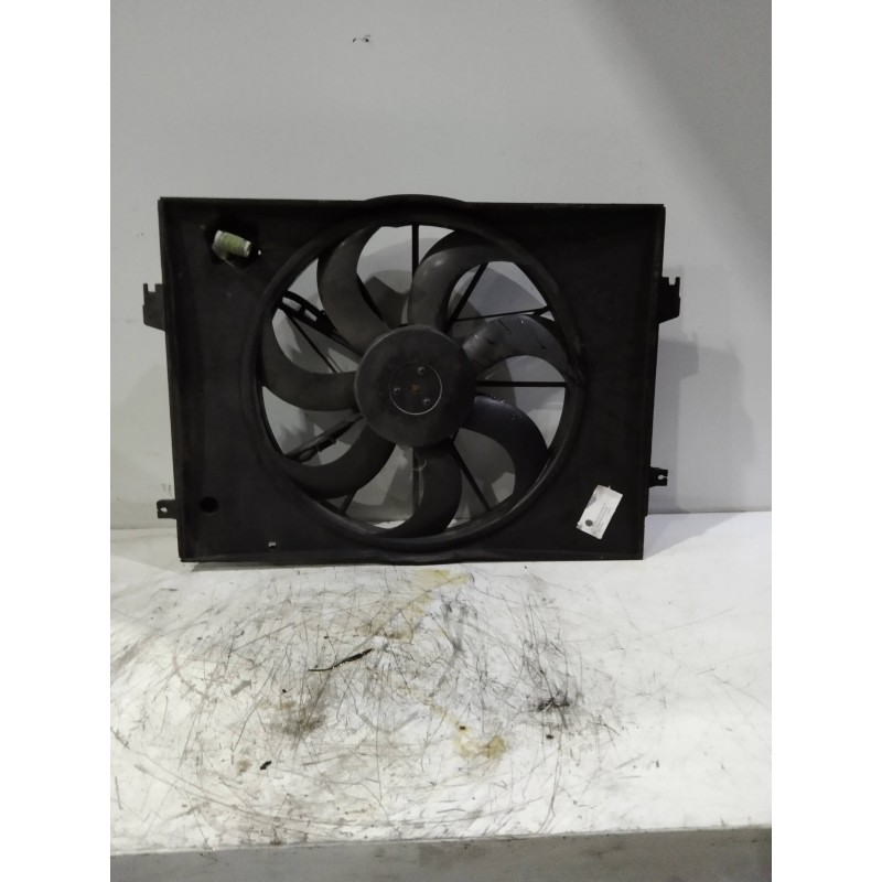 Recambio de electroventilador para kia sportage 2.0 crdi referencia OEM IAM 253802EXXX  