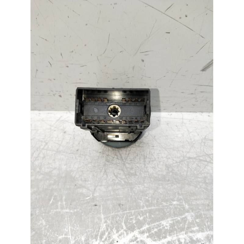 Recambio de mando luces para volkswagen polo iv (9n_, 9a_) 1.4 16v referencia OEM IAM 6Q0941531B  interruptor