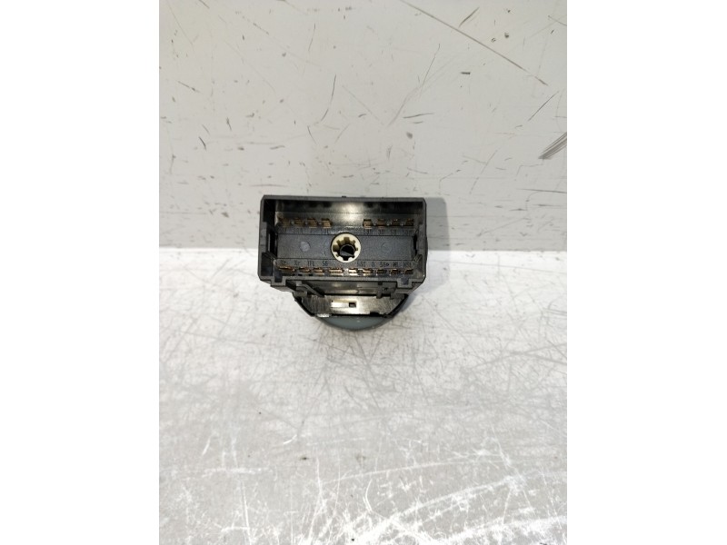Recambio de mando luces para volkswagen polo iv (9n_, 9a_) 1.4 16v referencia OEM IAM 6Q0941531B  interruptor