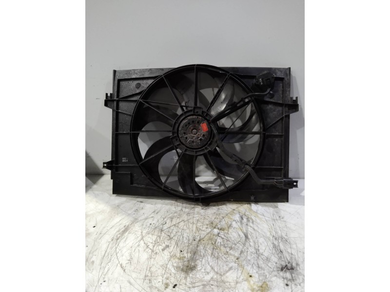 Recambio de electroventilador para kia sportage 2.0 crdi referencia OEM IAM 253802EXXX  