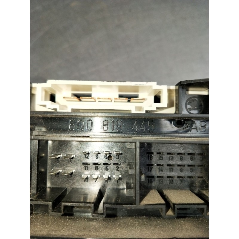 Recambio de mando calefaccion / aire acondicionado para seat ibiza iii (6l1) 1.4 tdi referencia OEM IAM 6L0819045D 6Q0819445 