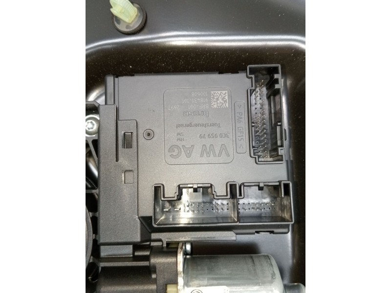 Recambio de elevalunas delantero izquierdo para volkswagen passat berlina (3c2) advance referencia OEM IAM 969242101 3c1837755k 