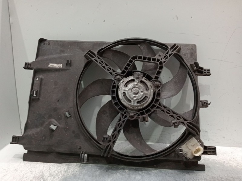 Recambio de electroventilador para opel corsa d 1.4 16v referencia OEM IAM 13256567 560961104 