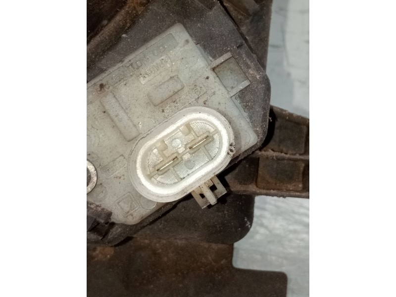 Recambio de electroventilador para opel corsa d 1.4 16v referencia OEM IAM 13256567 560961104 